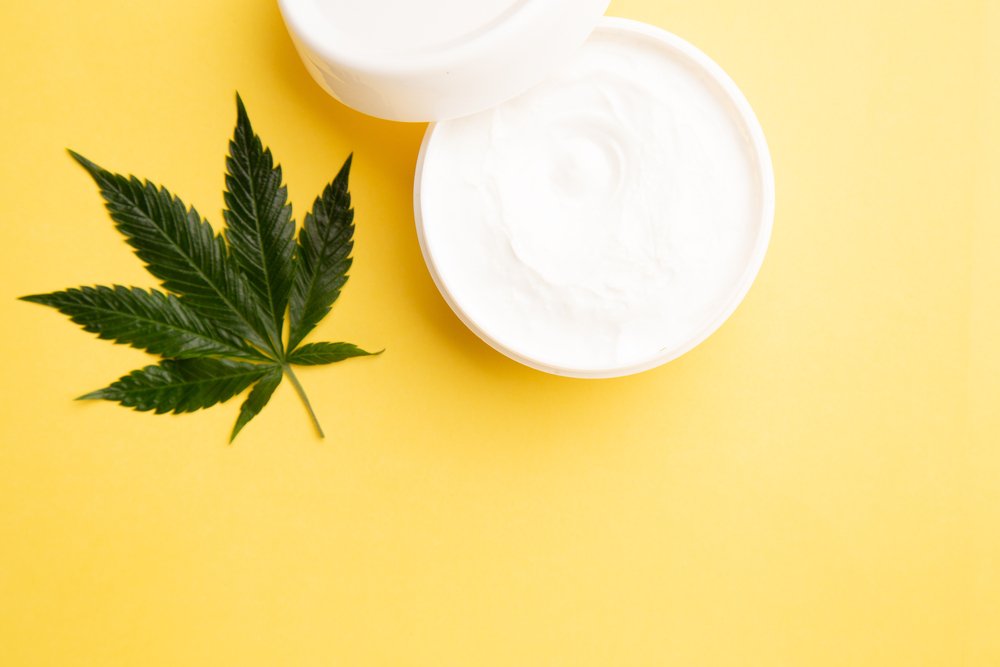 The Healing Power of Cannabis Clones: Exploring Promising Studies on Cannabis and Women’s Cancer Treatment
